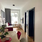 Khan 2 Apartamento