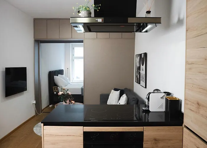 Apartment Khan 2 Ljubljana